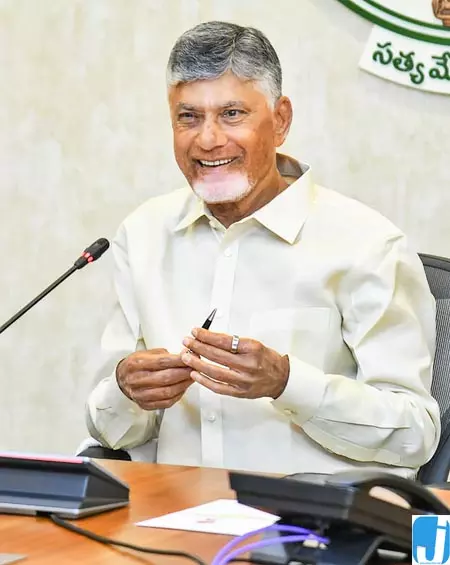 आंध्र प्रदेश के मुख्यमंत्री ने डीप-टेक स्किलिंग पहल की घोषणा की आंध्र प्रदेश के मुख्यमंत्री ने डीप-टेक स्किलिंग पहल की घोषणा की