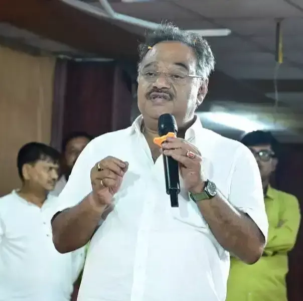 Kolkata: शमिक भट्टाचार्य ने संगठनात्मक ढांचे पर दी प्रतिक्रिया Kolkata: शमिक भट्टाचार्य ने संगठनात्मक ढांचे पर दी प्रतिक्रिया