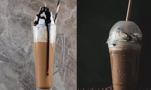 क्लासिक कोल्ड कॉफी गर्मियों के लिए परफेक्ट: घर पर कैफे-स्टाइल ड्रिंक बनाने का स्टेप-बाय-स्टेप गाइड क्लासिक कोल्ड कॉफी गर्मियों के लिए परफेक्ट: घर पर कैफे-स्टाइल ड्रिंक बनाने का स्टेप-बाय-स्टेप गाइड
