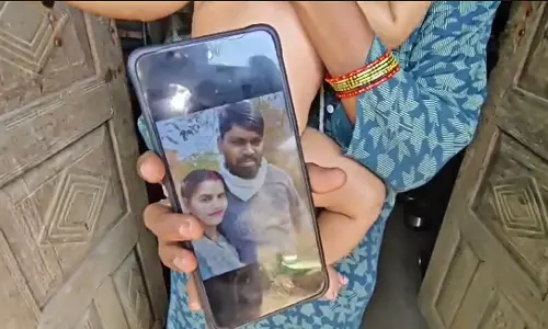 बच्ची को पिता का नाम चाहिए, सुशासन तिहार में महिला ने लगाई गुहार