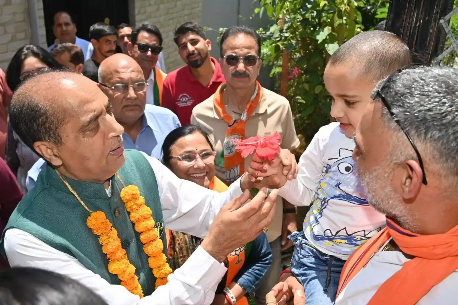 Mandi: मंडी मुद्दे को लेकर जयराम ठाकुर का बयान Mandi: मंडी मुद्दे को लेकर जयराम ठाकुर का बयान