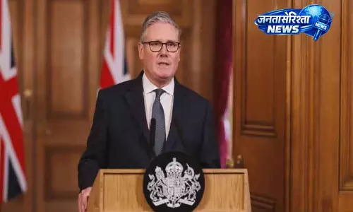 UK: PM स्टार्मर पर पार्टी अंदरूनी दबाव में, MPs ने किया विरोध UK: PM स्टार्मर पर पार्टी अंदरूनी दबाव में, MPs ने किया विरोध