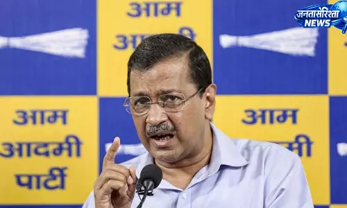 NEET-UG 2026 रद्द होने पर केजरीवाल का हमला, पेपर लीक में राजनीतिक संरक्षण का आरोप