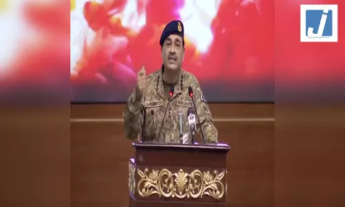 ऑपरेशन सिंदूर के डर से नहीं उबरी मुनीर की सेना: दिया विवादित बयान, मानवाधिकार संगठन ने लताड़ा ऑपरेशन सिंदूर के डर से नहीं उबरी मुनीर की सेना: दिया विवादित बयान, मानवाधिकार संगठन ने लताड़ा