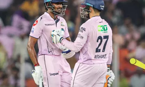 IPL 2026 SRH VS GT : गुजरात टाइटंस की बड़ी जीत, SRH को 82 रनों से हराया IPL 2026 SRH VS GT : गुजरात टाइटंस की बड़ी जीत, SRH को 82 रनों से हराया