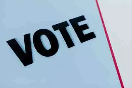 बिहार: भोजपुर-बक्सर विधान परिषद उपचुनाव के लिए मतदान जारी, दोनों गठबंधनों के प्रत्याशी आमने-सामने बिहार: भोजपुर-बक्सर विधान परिषद उपचुनाव के लिए मतदान जारी, दोनों गठबंधनों के प्रत्याशी आमने-सामने