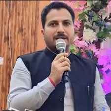 Shimla: मंत्री पहले राज्य की बदहाल स्थिति पर ध्यान दें: जमवाल Shimla: मंत्री पहले राज्य की बदहाल स्थिति पर ध्यान दें: जमवाल