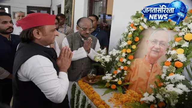 Prayagraj ; अखिलेश यादव ने केंद्र सरकार की अर्थव्यवस्था नीति पर उठाए सवाल Prayagraj ; अखिलेश यादव ने केंद्र सरकार की अर्थव्यवस्था नीति पर उठाए सवाल