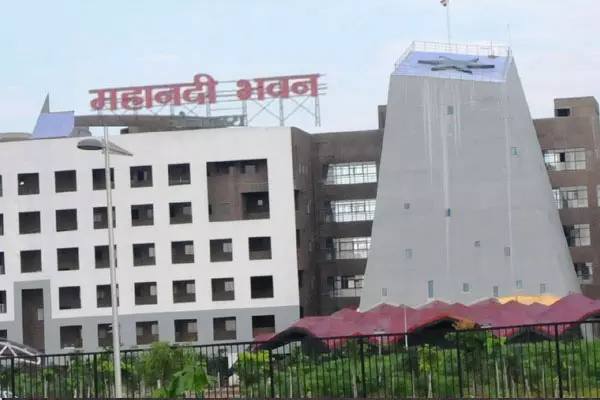 साय सरकार ने ठोस अपशिष्ट प्रबंधन नियम 2026 के प्रभावी क्रियान्वयन के लिए कलेक्टरों को लिखा पत्र साय सरकार ने ठोस अपशिष्ट प्रबंधन नियम 2026 के प्रभावी क्रियान्वयन के लिए कलेक्टरों को लिखा पत्र
