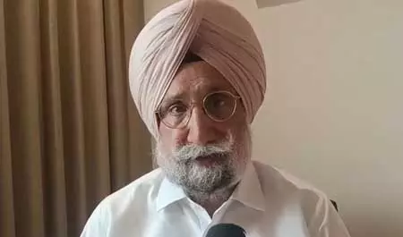 पंजाब सरकार पर रंधावा का आरोप, विजिलेंस ब्यूरो बना एक्सटॉर्शन का अड्डा पंजाब सरकार पर रंधावा का आरोप, विजिलेंस ब्यूरो बना एक्सटॉर्शन का अड्डा