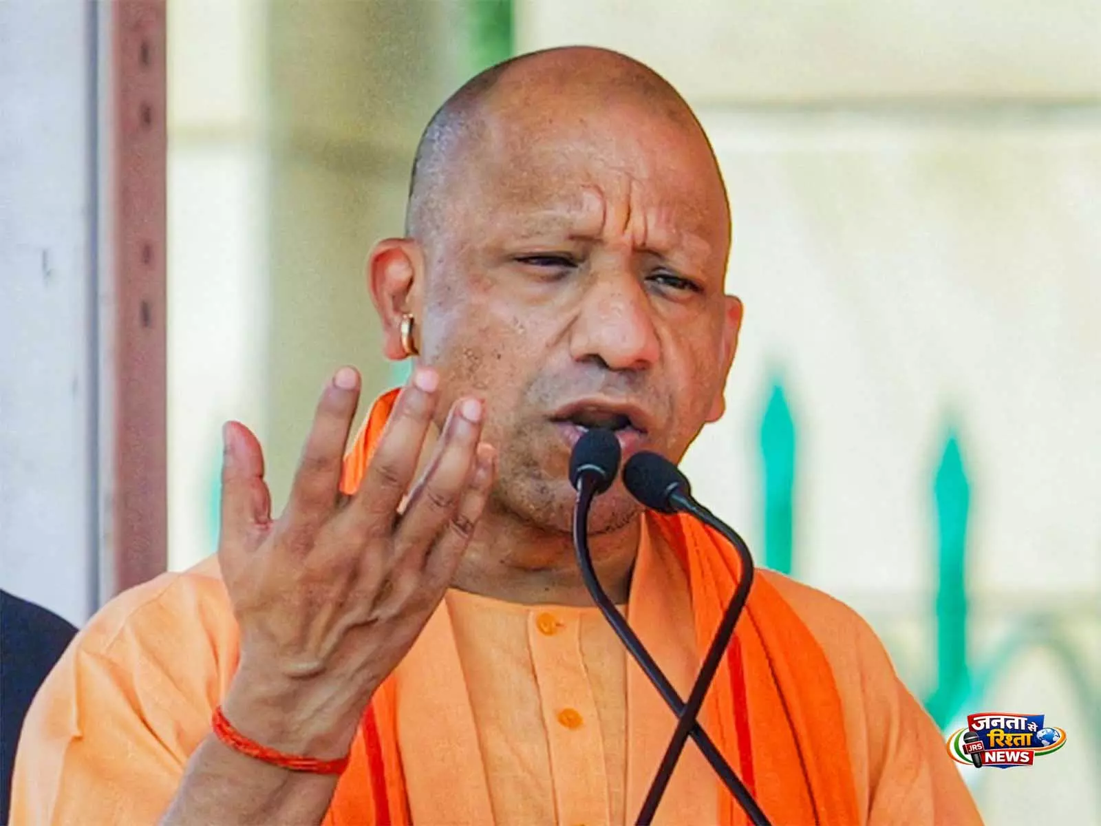 उत्तर प्रदेश: CM योगी ने अयोध्या सड़क हादसे पर दुख जताया उत्तर प्रदेश: CM योगी ने अयोध्या सड़क हादसे पर दुख जताया