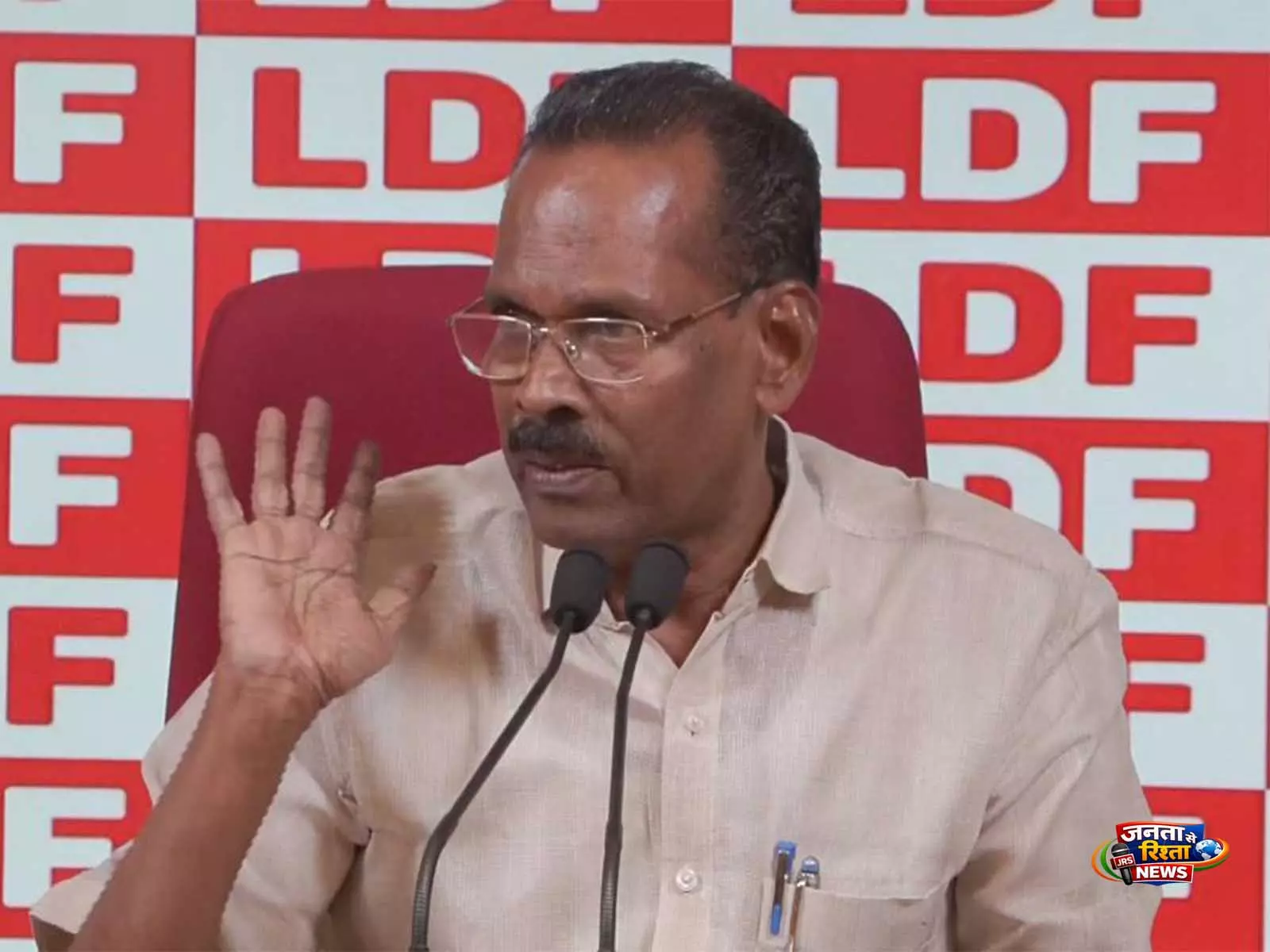 LDF कन्वीनर टीपी रामकृष्णन ने केरल के मुख्यमंत्री के नाम में देरी को लेकर कांग्रेस पर निशाना साधा LDF कन्वीनर टीपी रामकृष्णन ने केरल के मुख्यमंत्री के नाम में देरी को लेकर कांग्रेस पर निशाना साधा