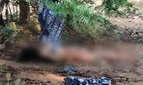 रायगढ़ ब्रेकिंग : युवती की अर्धनग्न हालत में लाश मिली रायगढ़ ब्रेकिंग : युवती की अर्धनग्न हालत में लाश मिली