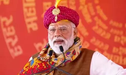 पीएम मोदी ने अपने काफिले को छोटा करने का दिया निर्देश, सरकारी खर्च होगा कम पीएम मोदी ने अपने काफिले को छोटा करने का दिया निर्देश, सरकारी खर्च होगा कम