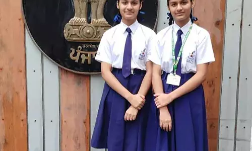 Jalandhar की जुड़वां बहनों ने PSEB क्लास X में शानदार प्रदर्शन किया Jalandhar की जुड़वां बहनों ने PSEB क्लास X में शानदार प्रदर्शन किया