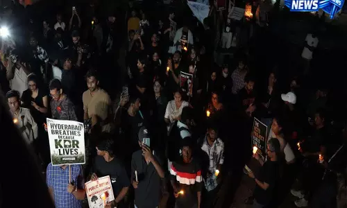 Save KBR: पेड़ कटने के खिलाफ विरोध प्रदर्शन, कार्यकर्ताओं को हिरासत में लिया गया Save KBR: पेड़ कटने के खिलाफ विरोध प्रदर्शन, कार्यकर्ताओं को हिरासत में लिया गया
