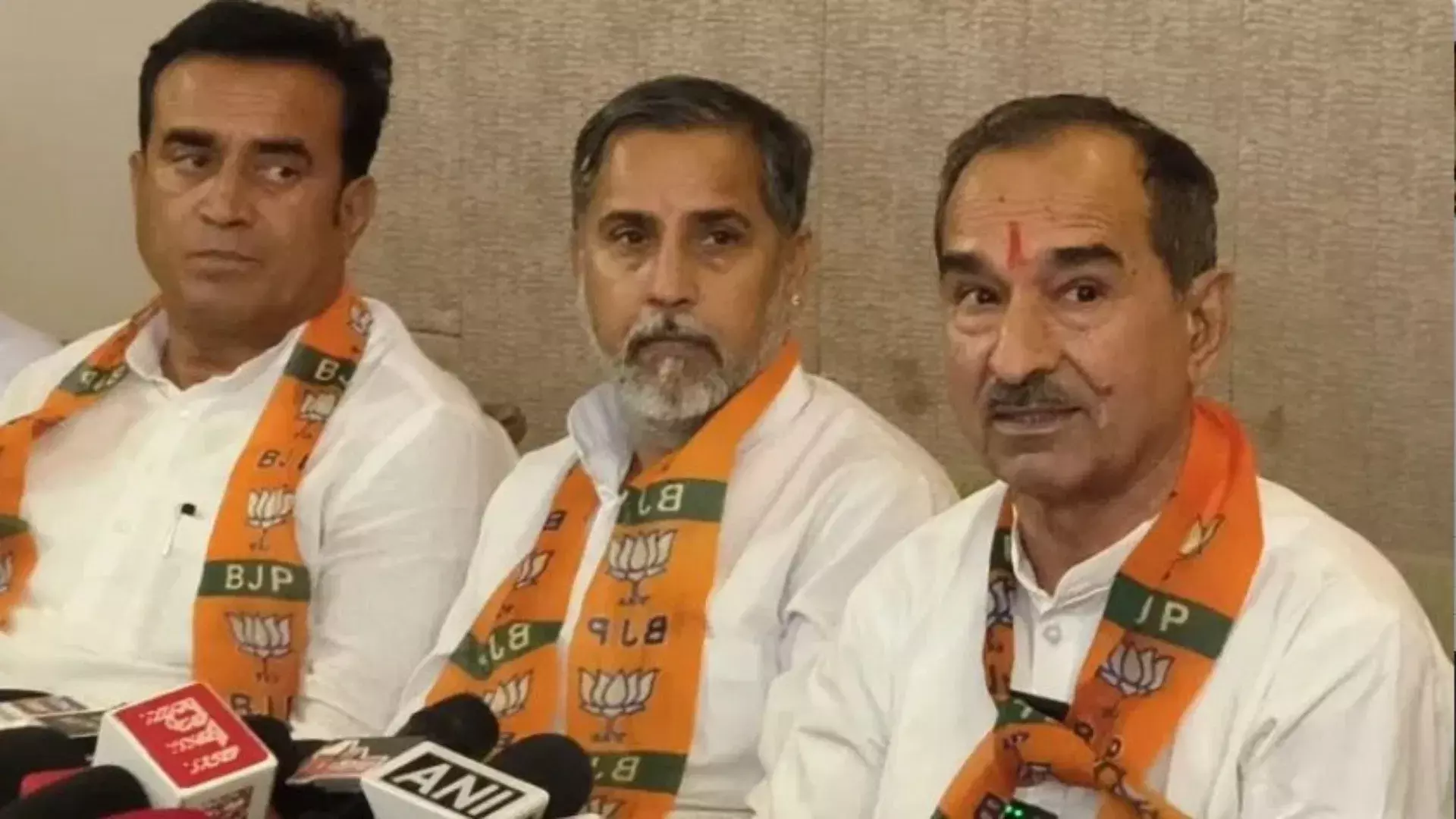 Udaipur: उदयपुर में भाजपा का बयान, नियुक्तियां एक महीने में Udaipur: उदयपुर में भाजपा का बयान, नियुक्तियां एक महीने में