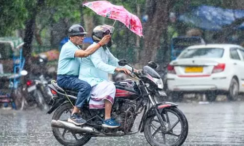 नोएडा: मौसम विभाग के मुताबिक में आज भी होगी बारिश, दो दिनों में ही पारा जाएगा 40 के पार नोएडा: मौसम विभाग के मुताबिक में आज भी होगी बारिश, दो दिनों में ही पारा जाएगा 40 के पार