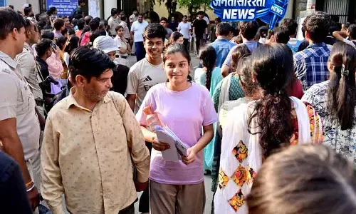 NEET-UG रद्द होने से जालंधर के छात्र हैरान NEET-UG रद्द होने से जालंधर के छात्र हैरान
