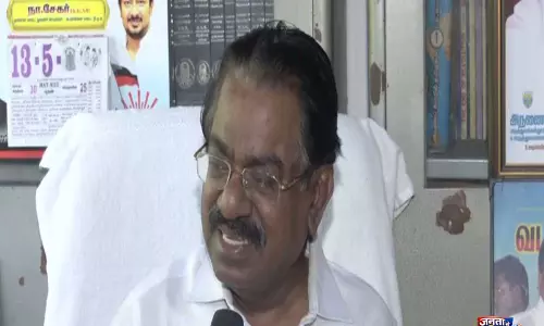 DMK नेता TKS एलंगोवन ने कहा कि विजय के ज्योतिषी सहायक को एक सलाहकार की ज़रूरत पड़ेगी DMK नेता TKS एलंगोवन ने कहा कि विजय के ज्योतिषी सहायक को एक सलाहकार की ज़रूरत पड़ेगी