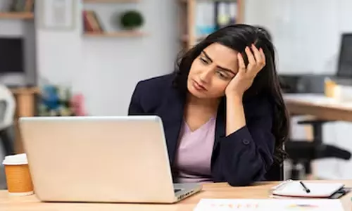 भारत में गर्मी और उमस का असर, लोगों को झेलनी पड़ रही थकान और परेशानी भारत में गर्मी और उमस का असर, लोगों को झेलनी पड़ रही थकान और परेशानी