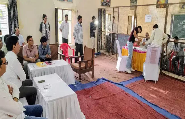 Narnail: उपचुनाव में सुरेन्द्र ने 215 मतों से बाजी मारी Narnail: उपचुनाव में सुरेन्द्र ने 215 मतों से बाजी मारी
