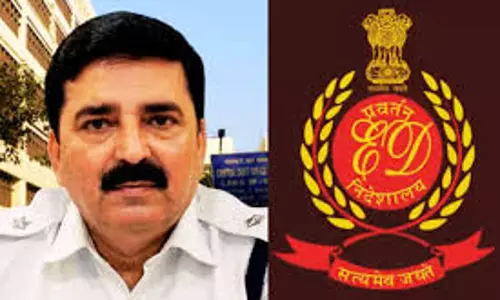 Kolkata: शांतनु सिन्हा विश्वास की जानकारी के लिए ईडी की कार्रवाई Kolkata: शांतनु सिन्हा विश्वास की जानकारी के लिए ईडी की कार्रवाई