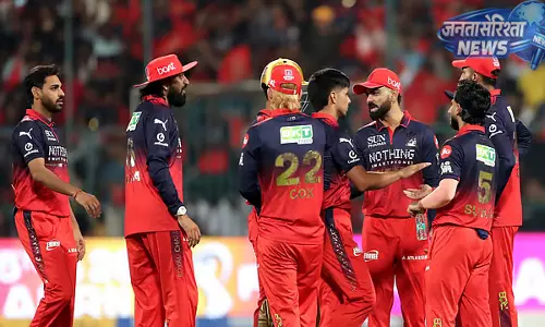 RCB बनाम KKR मुकाबले से पहले वरुण चक्रवर्ती की फिटनेस पर सवाल, कैफ ने बताया बड़ा फैक्टर