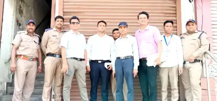 Haridwar: एआरटीओ की कार्रवाई से ड्राइविंग स्कूल पर शिकंजा Haridwar: एआरटीओ की कार्रवाई से ड्राइविंग स्कूल पर शिकंजा