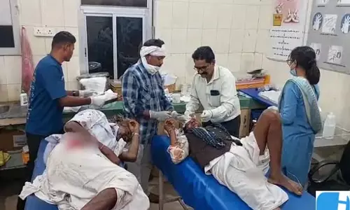 बारातियों से भरी पिकअप पलटी, 21 घायल, 3 की हालत गंभीर