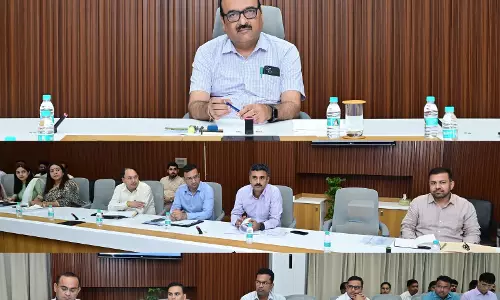 शासन के मिशन मोड में किए जाने वाले कार्यों की हुई समीक्षा, मुख्य सचिव ने अधिकारियों की ली बैठक शासन के मिशन मोड में किए जाने वाले कार्यों की हुई समीक्षा, मुख्य सचिव ने अधिकारियों की ली बैठक