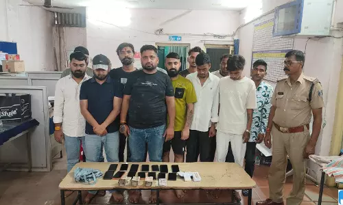 रायपुर में जुए के फड़ पर पुलिस की बड़ी रेड, 15 आरोपी गिरफ्तार