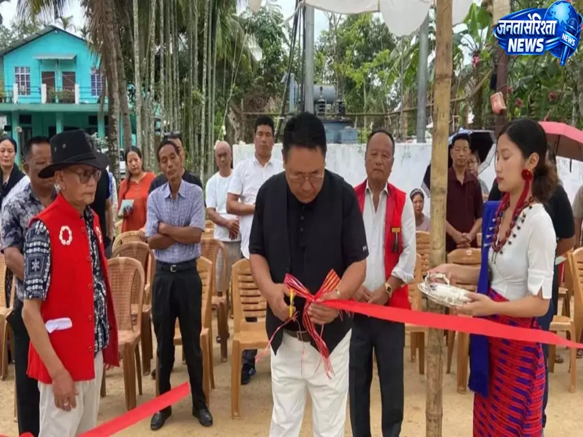 Dimapur: मोआतोशी ने नई सड़क का उद्घाटन कर किया विकास का संकेत Dimapur: मोआतोशी ने नई सड़क का उद्घाटन कर किया विकास का संकेत