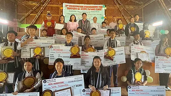 Arunachal: मेधावी छात्रों को सम्मानित किया गया Arunachal: मेधावी छात्रों को सम्मानित किया गया