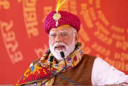 पीएम मोदी ने अपने काफिले को छोटा करने का दिया निर्देश, सरकारी खर्च होगा कम पीएम मोदी ने अपने काफिले को छोटा करने का दिया निर्देश, सरकारी खर्च होगा कम