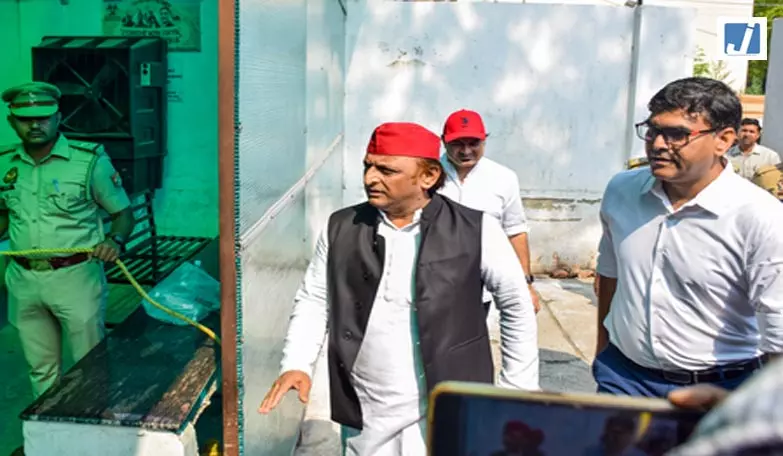प्रतीक यादव के निधन से दुखी अखिलेश, बोले- कानून और परिवार जो तय करेगा, वही मानेंगे प्रतीक यादव के निधन से दुखी अखिलेश, बोले- कानून और परिवार जो तय करेगा, वही मानेंगे