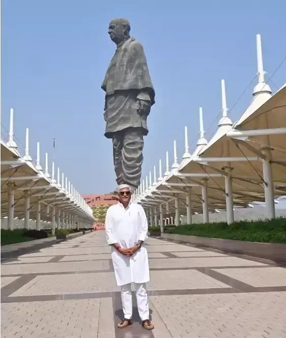 Rajpipla: शेखावत-सुरेश गोपी ने देखी स्टैच्यू ऑफ यूनिटी की भव्यता Rajpipla: शेखावत-सुरेश गोपी ने देखी स्टैच्यू ऑफ यूनिटी की भव्यता