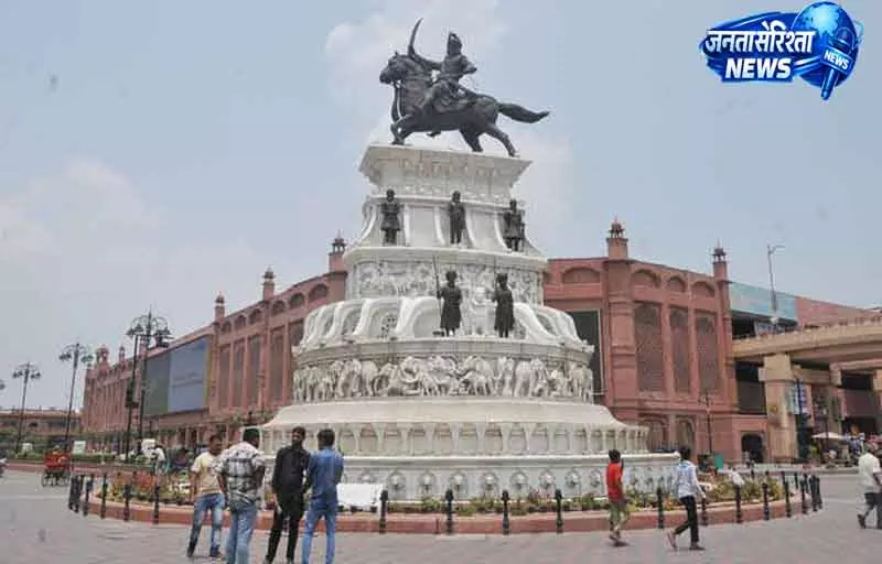 Amritsar प्रशासन ने चारदीवारी क्षेत्र में शराब, मीट और तंबाकू बिक्री पर रोक लगाई Amritsar प्रशासन ने चारदीवारी क्षेत्र में शराब, मीट और तंबाकू बिक्री पर रोक लगाई
