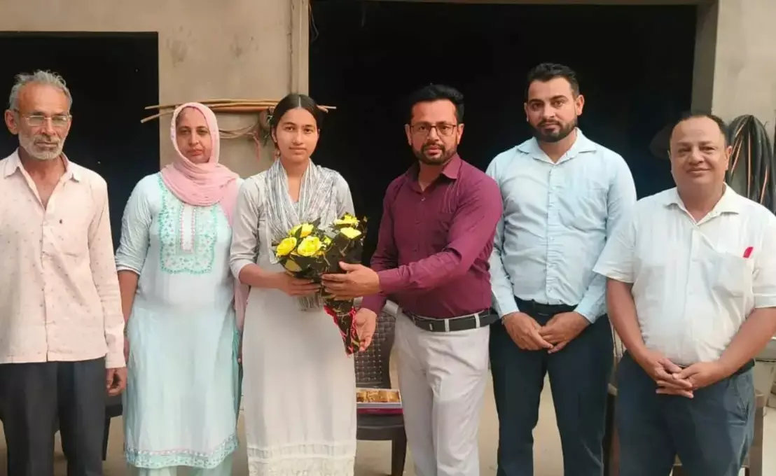 Jind: कॉमर्स संकाय में तमन्ना बनीं राज्य टॉपर, 494 अंक मिले Jind: कॉमर्स संकाय में तमन्ना बनीं राज्य टॉपर, 494 अंक मिले