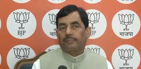 तमिलनाडु में विजय की असली परीक्षा बाकी, भाजपा बोली- सरकार बनाए रखने के लिए साबित करें बहुमत तमिलनाडु में विजय की असली परीक्षा बाकी, भाजपा बोली- सरकार बनाए रखने के लिए साबित करें बहुमत