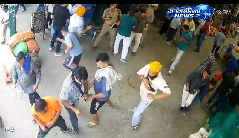 Jalandhar बीजेपी नेता को मकसूदां मंडी में गोली मार दी गई Jalandhar बीजेपी नेता को मकसूदां मंडी में गोली मार दी गई