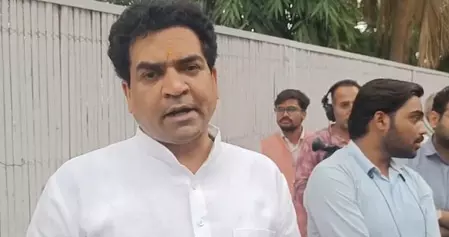 पीएम मोदी की अपील पर एक्शन मोड में भाजपा, नेताओं ने बताया मौजूदा वैश्विक संकट में जरूरी कदम पीएम मोदी की अपील पर एक्शन मोड में भाजपा, नेताओं ने बताया मौजूदा वैश्विक संकट में जरूरी कदम