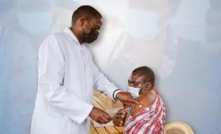 वैक्सीन मैत्री : कोविड संकट में भारत ने 42 अफ्रीकी देशों तक पहुंचाई वैक्सीन वैक्सीन मैत्री : कोविड संकट में भारत ने 42 अफ्रीकी देशों तक पहुंचाई वैक्सीन