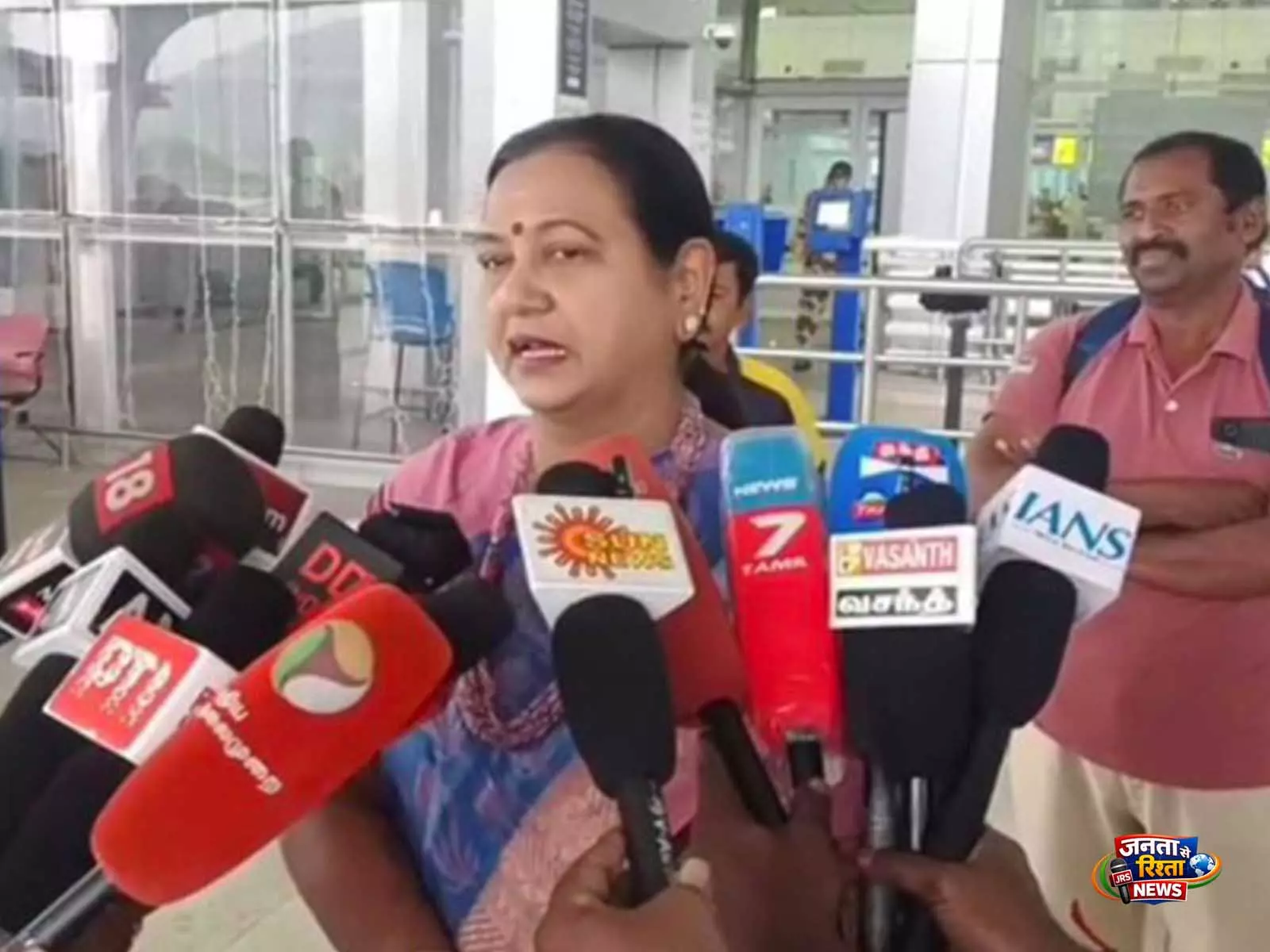 DMDK नेता ने ज्योतिषी की नियुक्ति पर उठाए सवाल DMDK नेता ने ज्योतिषी की नियुक्ति पर उठाए सवाल