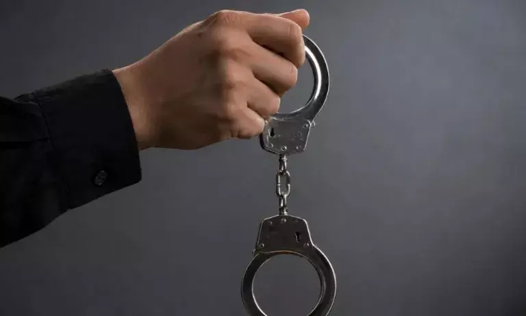 Mizoram : पूर्व स्पीकर लालरिनलियाना सैलो पर 98 लाख घोटाले में मुकदमे की मंजूरी Mizoram : पूर्व स्पीकर लालरिनलियाना सैलो पर 98 लाख घोटाले में मुकदमे की मंजूरी