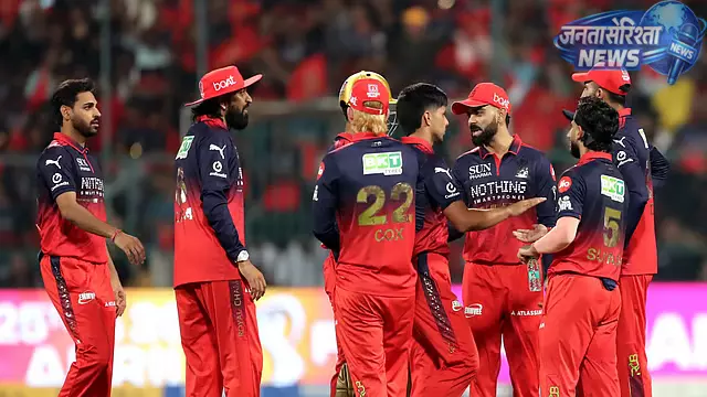 RCB बनाम KKR मुकाबले से पहले वरुण चक्रवर्ती की फिटनेस पर सवाल, कैफ ने बताया बड़ा फैक्टर RCB बनाम KKR मुकाबले से पहले वरुण चक्रवर्ती की फिटनेस पर सवाल, कैफ ने बताया बड़ा फैक्टर