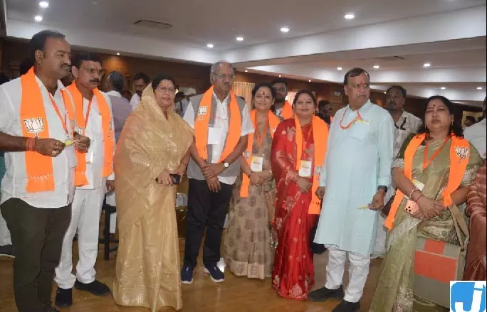 भाजपा छत्तीसगढ़ कार्यसमिति बैठक: सांसद बृजमोहन अग्रवाल बोले भाजपा छत्तीसगढ़ कार्यसमिति बैठक: सांसद बृजमोहन अग्रवाल बोले