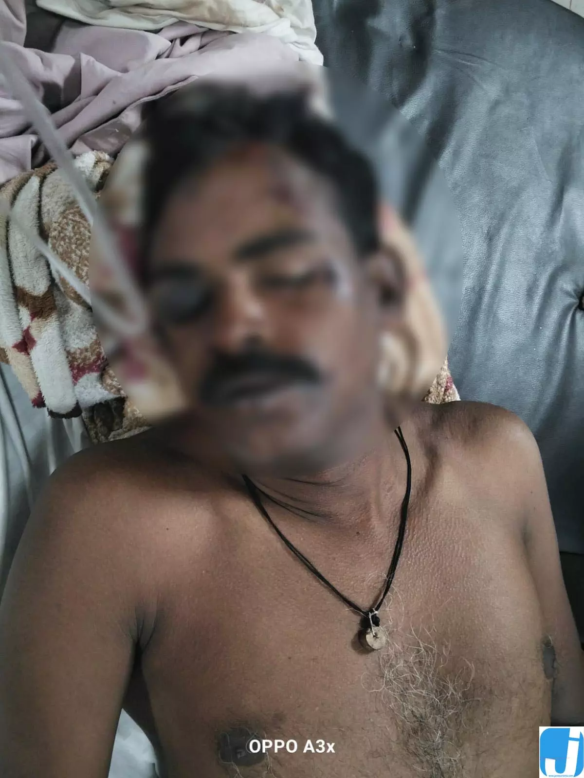 मारपीट मामले में समझौते के लिए दबाव बना रहे पुलिसकर्मी, कलेक्टर से शिकायत मारपीट मामले में समझौते के लिए दबाव बना रहे पुलिसकर्मी, कलेक्टर से शिकायत