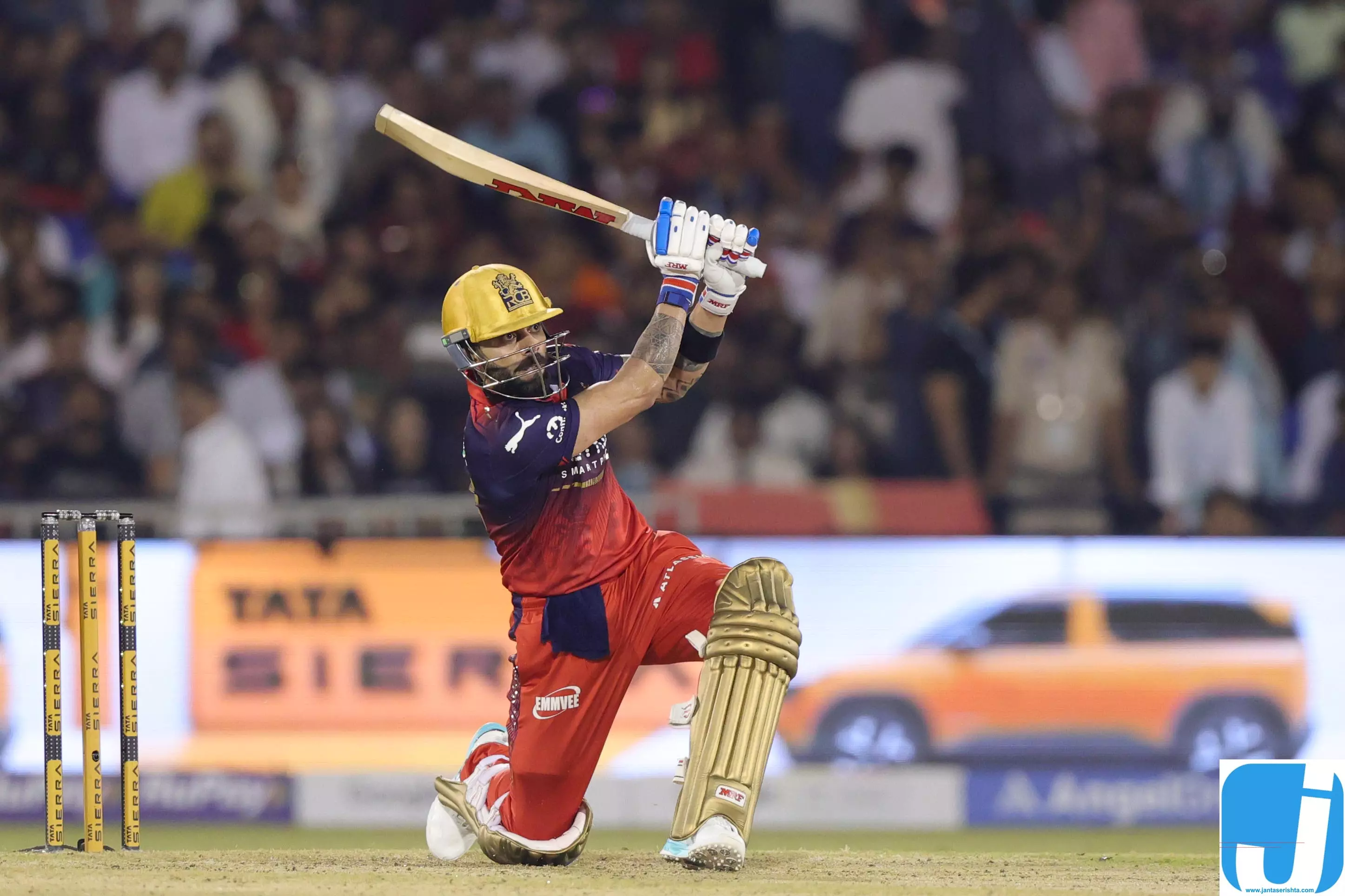 RAIPUR IPL 2026 RCB VS KKR: रॉयल चैलेंजर्स बेंगलुरु 6 विकेट से जीता RAIPUR IPL 2026 RCB VS KKR: रॉयल चैलेंजर्स बेंगलुरु 6 विकेट से जीता