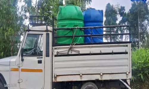 Sikkim: सोरेंग के गेलिंग-सैमसिंग गांवों में दशकों पुराना पेयजल संकट Sikkim: सोरेंग के गेलिंग-सैमसिंग गांवों में दशकों पुराना पेयजल संकट